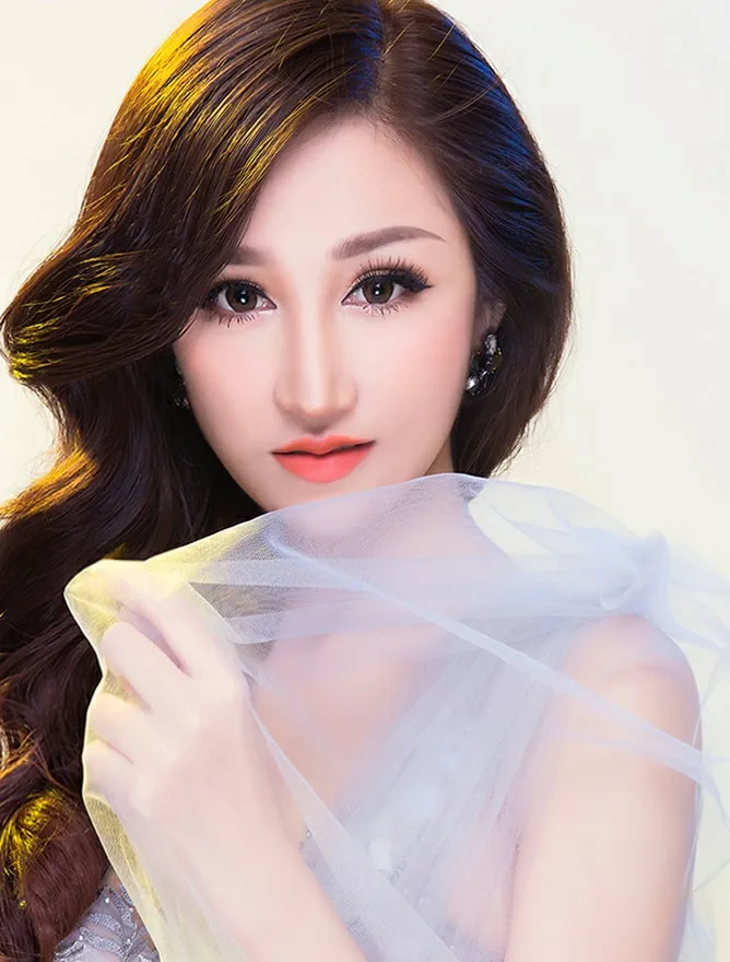 Lộ diện những ứng viên nặng ký của Hoa hậu Hoàn vũ Việt Nam ảnh 2