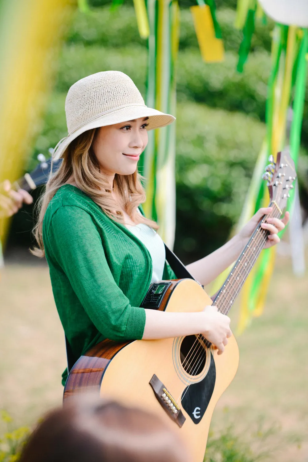 Mỹ Tâm tung ảnh hậu trường trong MV triệu views ảnh 1