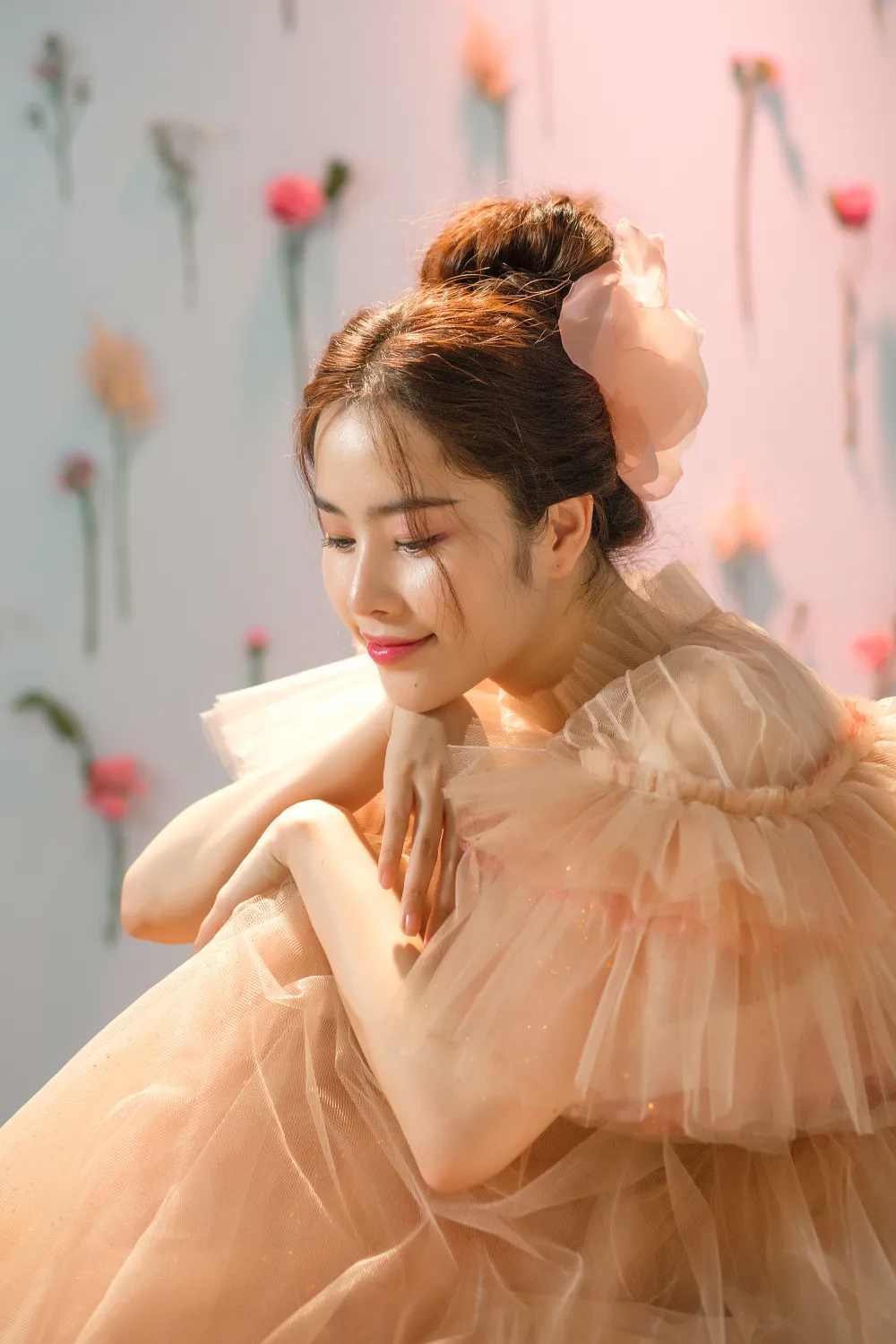 Nam Em chính thức tung MV ngôn tình ngay dịp Valentine trắng ảnh 1