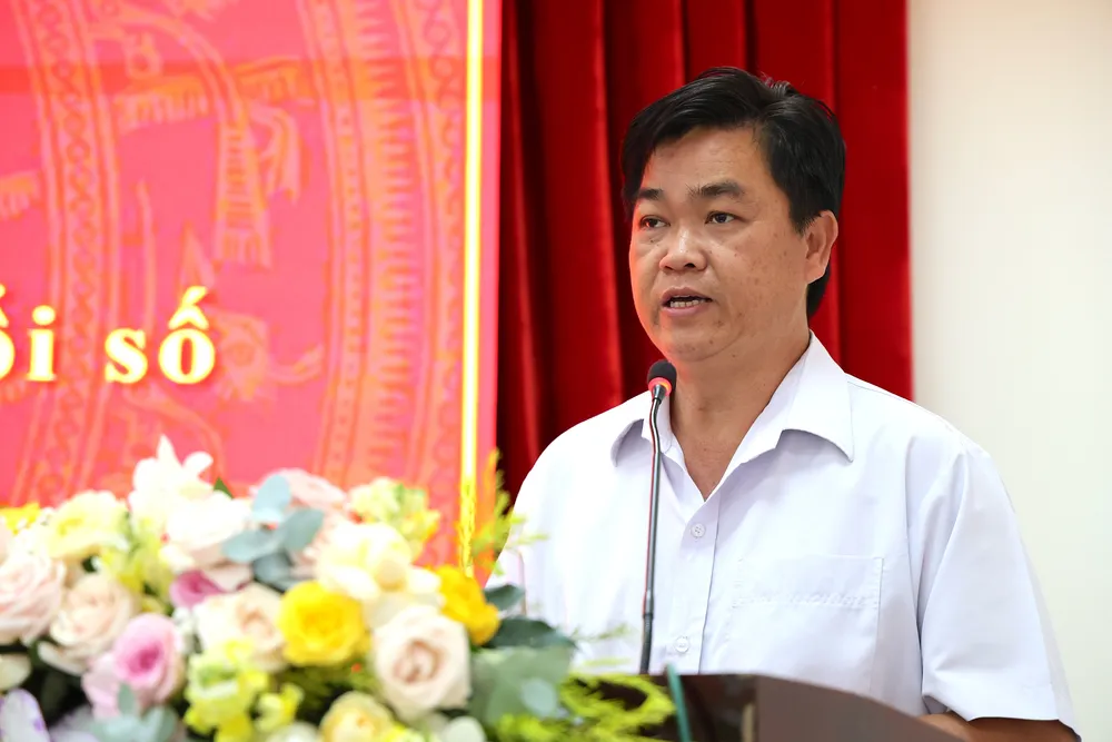 toa-dam-lien-phung-lethoa-2.JPG