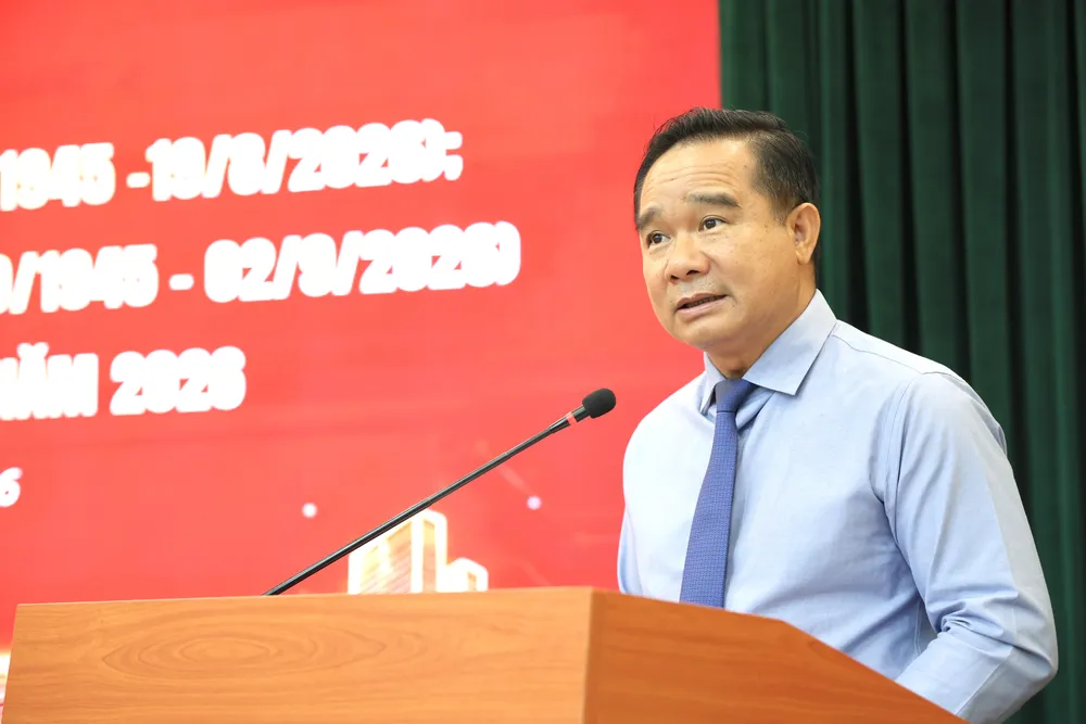le-trao-huy-hieu-dang-lethoa-1.JPG