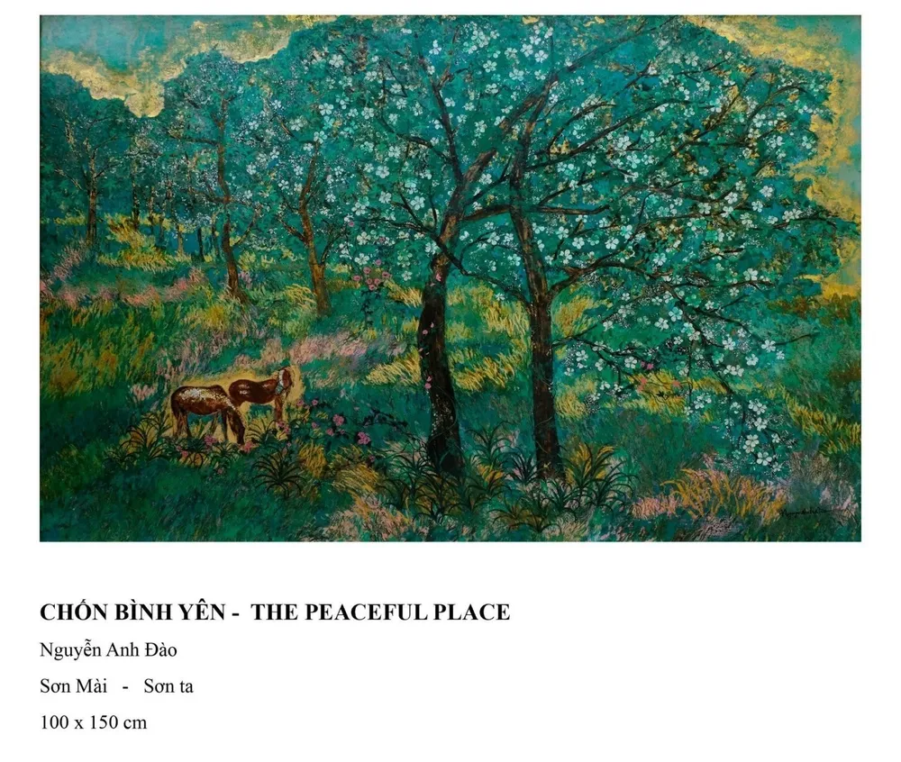 Tác phẩm trưng bày trong triển lãm.