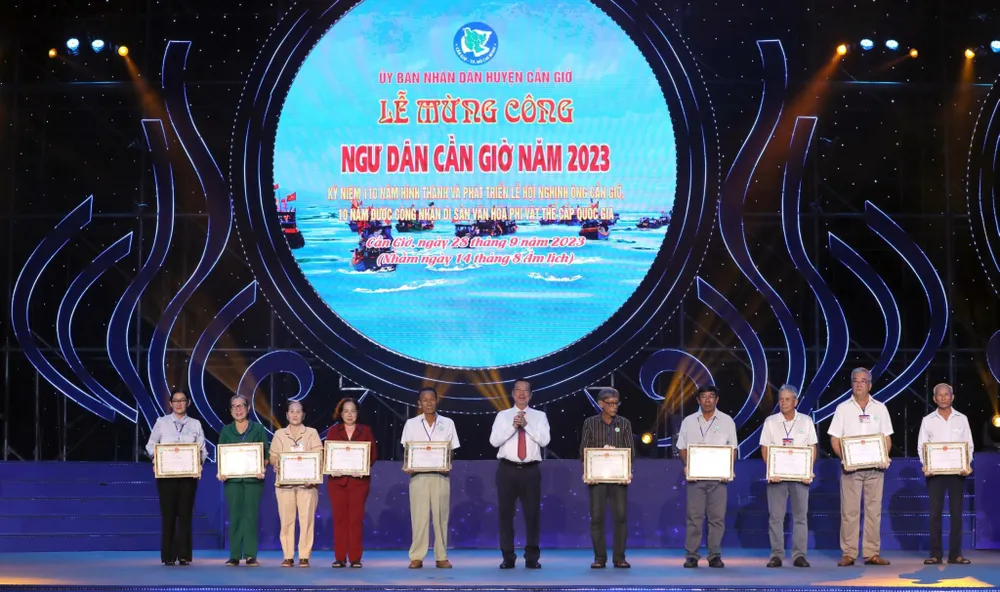Lễ mừng công ngư dân Cần Giờ năm 2023. Ảnh: DŨNG PHƯƠNG