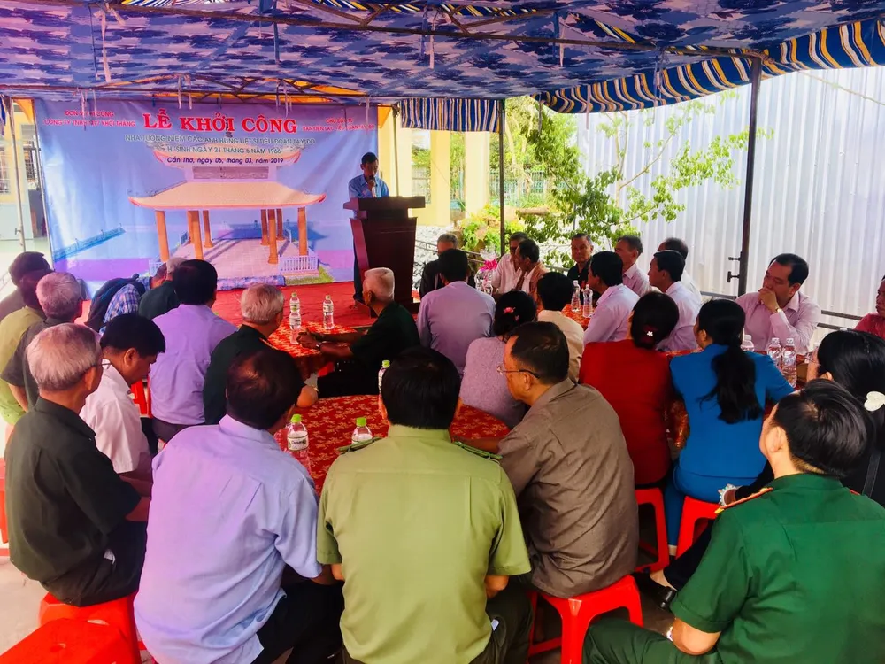 Xây Bia Tưởng niệm các anh hùng liệt sĩ Tiểu đoàn Tây Đô ảnh 2