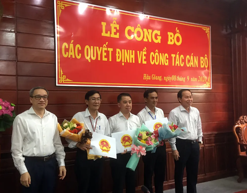 Ông Lã Hoàng Trung được bổ nhiệm làm Giám đốc Sở Thông tin – Truyền thông tỉnh Hậu Giang ảnh 1