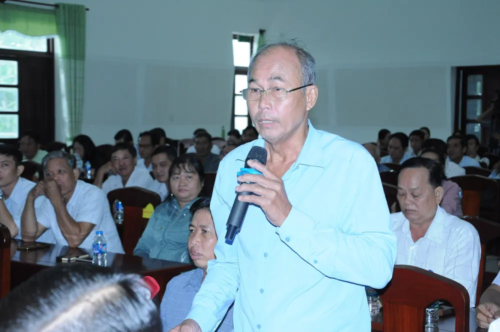 Cử tri phản ánh, kiến nghị đến Đoàn ĐBQH tỉnh Hậu Giang nhiều vấn đề bức xúc như tình trạng thiếu thuốc và vật tư y tế