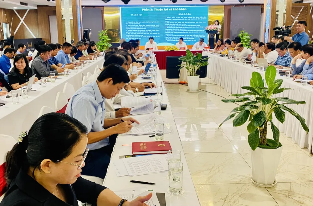 Quang cảnh hội nghị