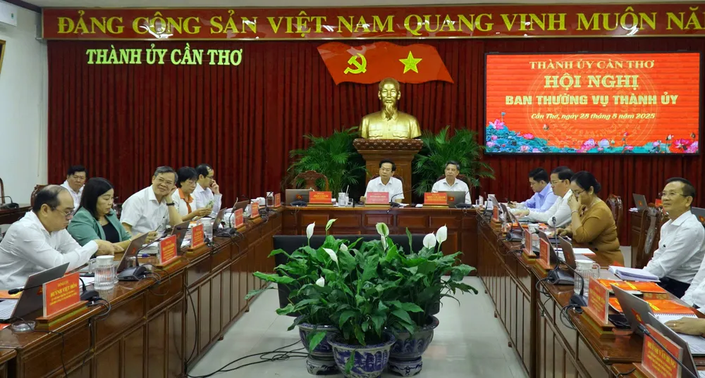 Quang cảnh cuộc họp