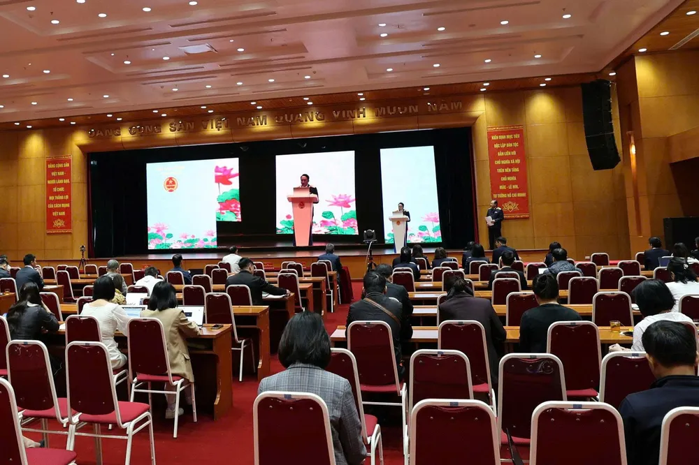 Các đại biểu tham dự hội nghị tập huấn theo hình thức trực tiếp. Ảnh: Cục Thuế