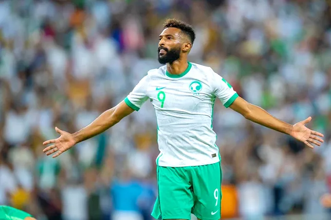 Tiền đạo Firas Al-Buraikan