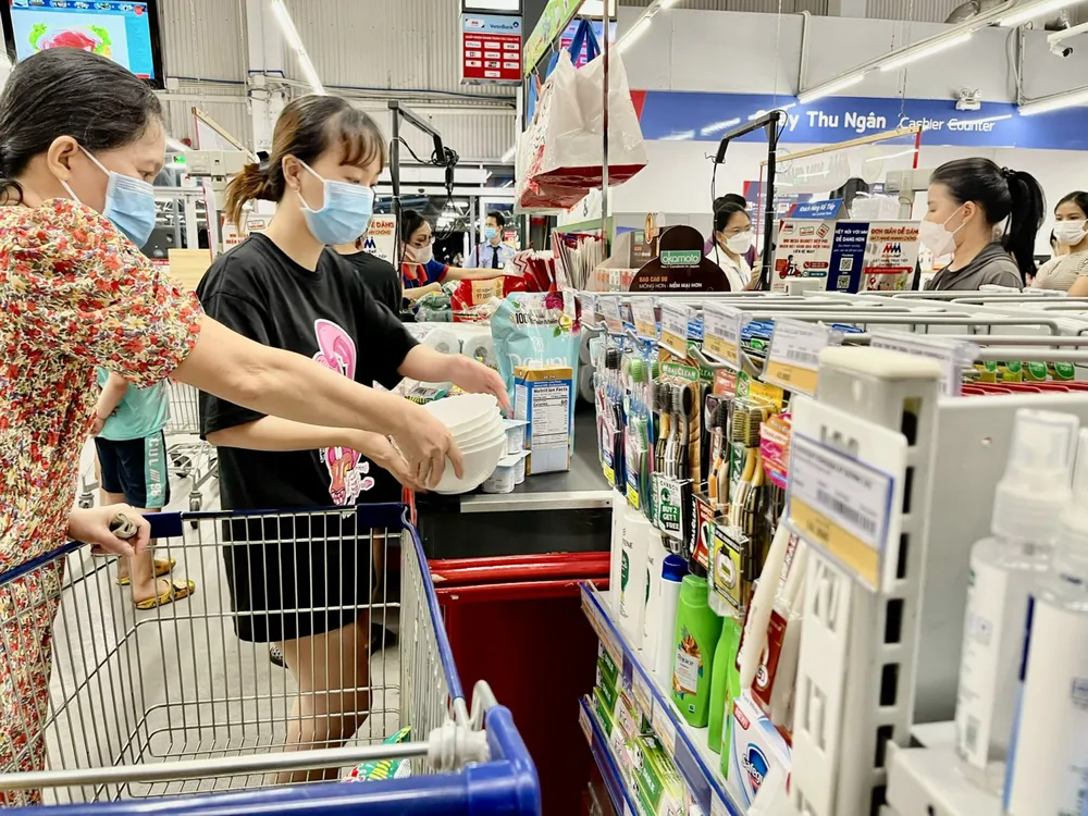 Tăng khuyến mãi, vực dậy sức mua ảnh 1