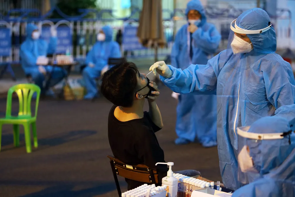 Lực lượng tham gia phòng chống Covid-19 tại Khánh Hòa, trong thời gian địa phường bùng phát dịch.