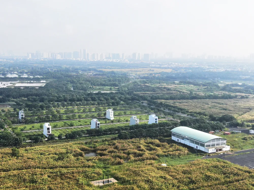 Dự án Khu dân cư xã Nhơn Đức - Nhà Bè, TPHCM gặp vướng mắc  do đất công xen cài.  Ảnh:  HOÀNG HÙNG