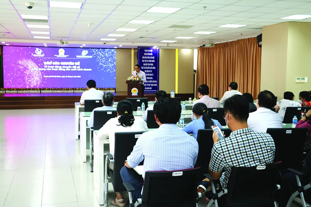 Công ty XSKT TPHCM tổ chức báo cáo chuyên đề Chuyển đổi số ảnh 2