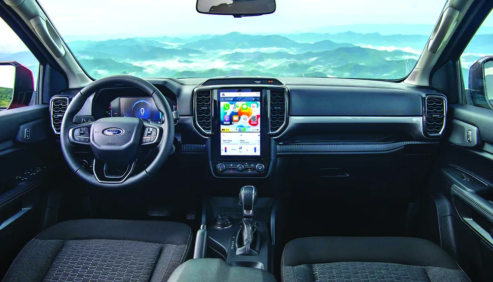 Ford Ranger thế hệ mới: Đưa sức mạnh, khả năng vận hành trên mọi địa hình lên tầm cao mới ảnh 1