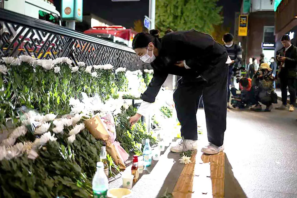 Hàn Quốc: Tuần quốc tang tưởng niệm nạn nhân ở Itaewon ảnh 1