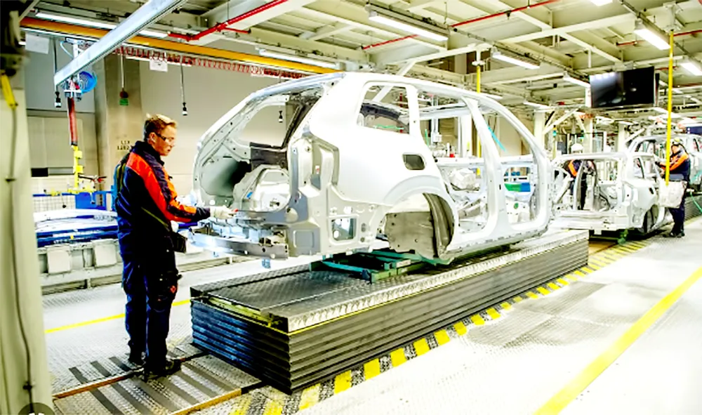Một nhà máy sản xuất ô tô tại Thụy Điển