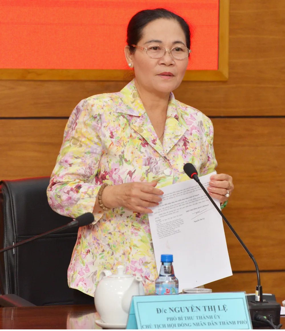 Đồng chí Nguyễn Thị Lệ, Phó Bí thư Thành ủy, Chủ tịch HĐND TPHCM, Phó Trưởng ban chỉ đạo phòng, chống tham nhũng, tiêu cực TP, phát biểu tại buổi giám sát tại Đảng ủy Sở GD-ĐT TPHCM. Ảnh: CAO THĂNG