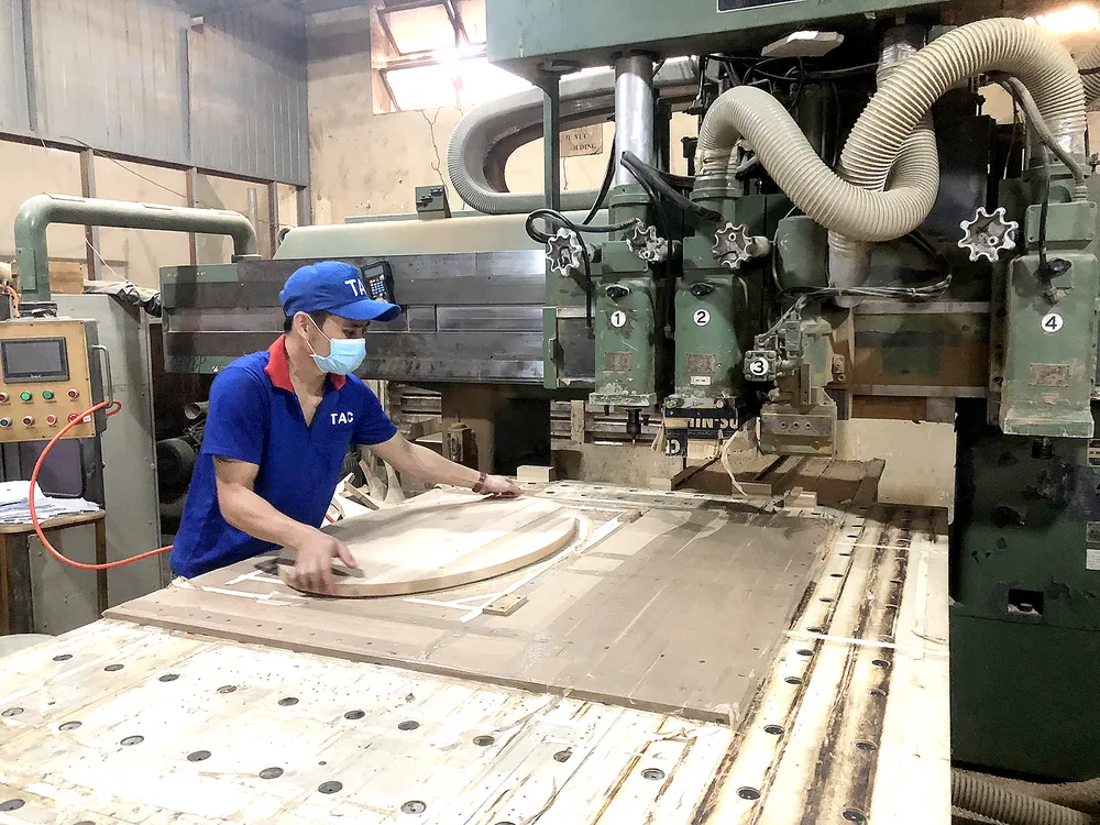 Giảm thuế thu nhập tạo điều kiện cho doanh nghiệp tái đầu tư, phát triển