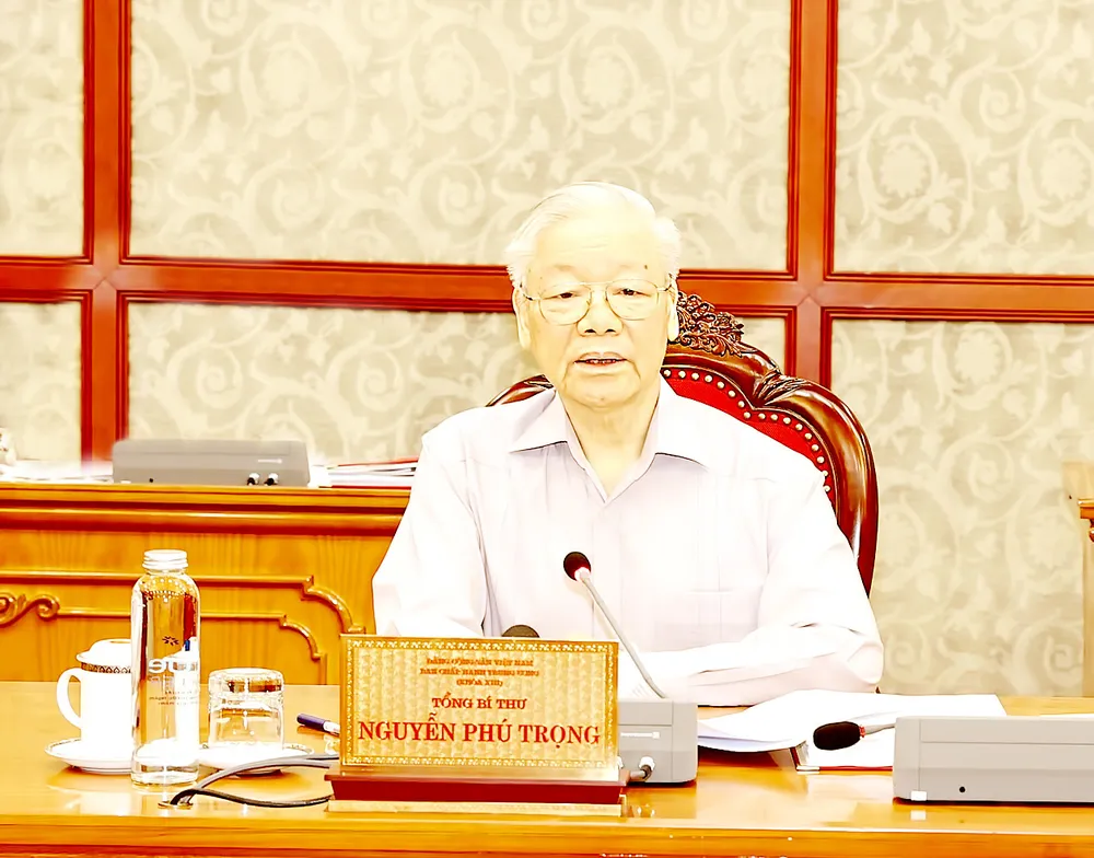 Tổng Bí thư Nguyễn Phú Trọng phát biểu kết luận cuộc họp Bộ Chính trị, Ban Bí thư cho ý kiến về Đề án tổng kết 20 năm thực hiện Nghị quyết số 23-NQ/TW, ngày 12-3-2003 của Ban Chấp hành Trung ương Đảng khóa IX về phát huy sức mạnh đại đoàn kết toàn dân tộc vì dân giàu, nước mạnh, xã hội công bằng, dân chủ, văn minh. Ảnh: TTXVN Tổng Bí thư Nguyễn Phú Trọng phát biểu kết luận cuộc họp Bộ Chính trị, Ban Bí thư cho ý kiến về Đề án tổng kết 20 năm thực hiện Nghị quyết số 23-NQ/TW, ngày 12-3-2003 của Ban Chấp hành Trung ương Đảng khóa IX về phát huy sức mạnh đại đoàn kết toàn dân tộc vì dân giàu, nước mạnh, xã hội công bằng, dân chủ, văn minh. Ảnh: TTXVN