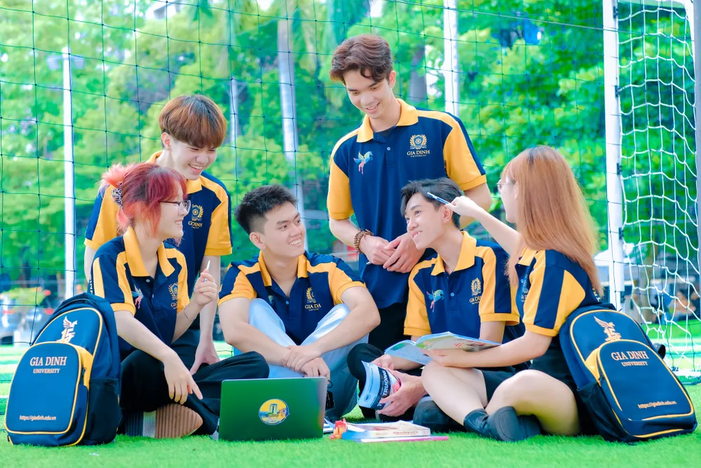 Sinh viên Trường ĐH Gia Định