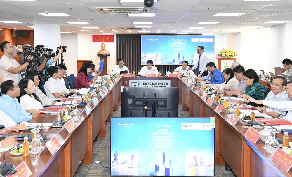 Quang cảnh tọa đàm