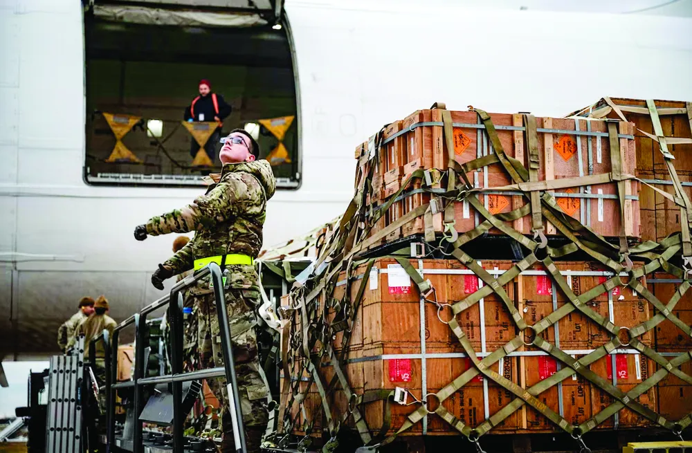 Mỹ là nước viện trợ quân sự nhiều nhất cho Ukraine. Ảnh: Bộ Quốc Phòng Mỹ