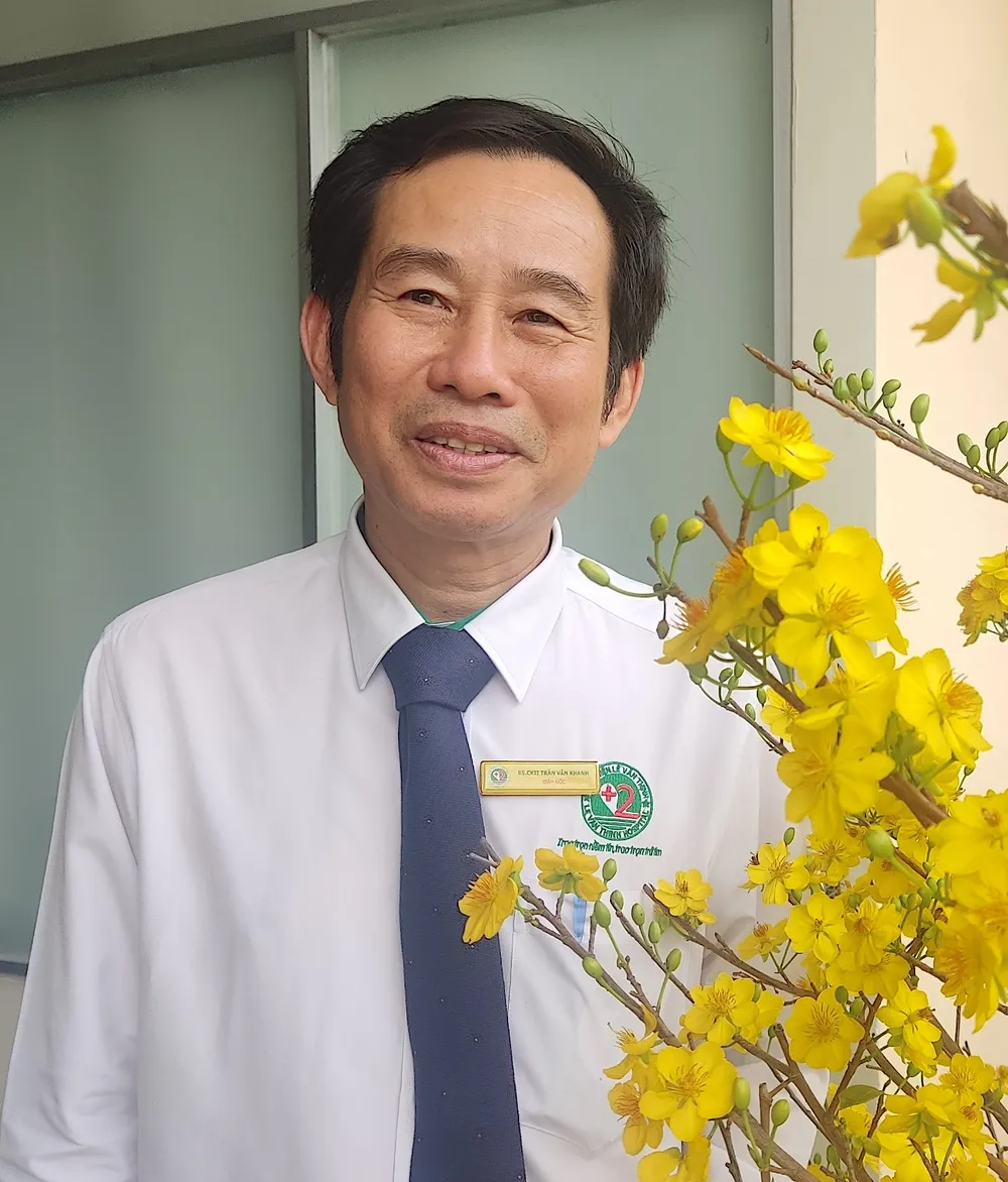 thay-thuoc-uu-tu-bsckii-tran-van-khanh-9509.jpg