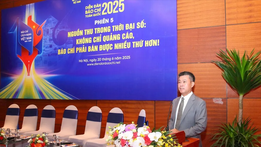 Báo chí không chỉ “bán” tin tức, phải lột xác tư duy vận hành