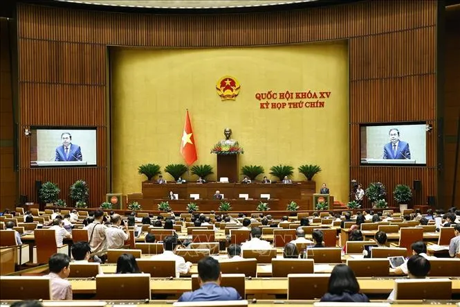 Tuần làm việc cuối của Kỳ họp thứ 9, Quốc hội khóa XV, thông qua nhiều luật, nghị quyết. Ảnh: TTXVN