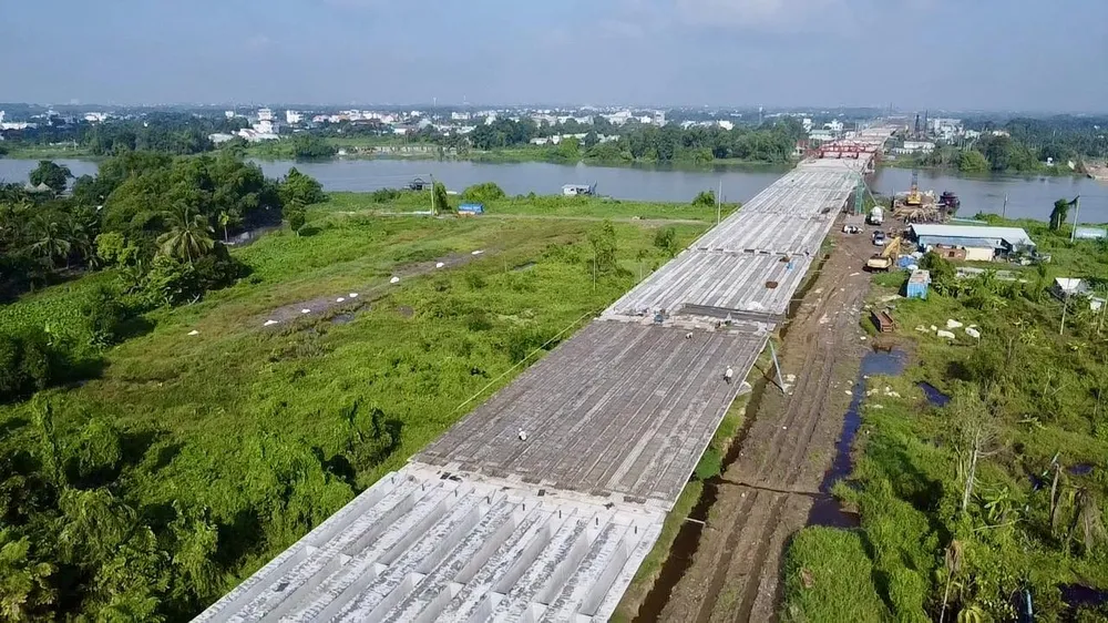 Cầu Bình Gởi nối liền phường Thuận An và xã Bình Mỹ (TPHCM mới). Ảnh: TNO