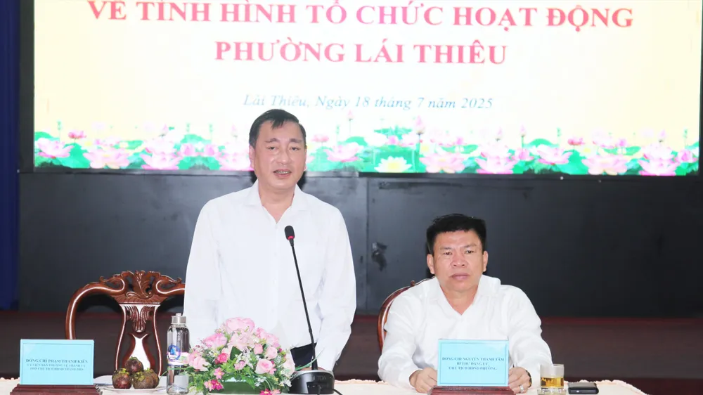 Phó Chủ tịch HĐND TPHCM Phạm Thành Kiên tại buổi làm việc với phường Lái Thiêu. Ảnh: XUÂN TRUNG