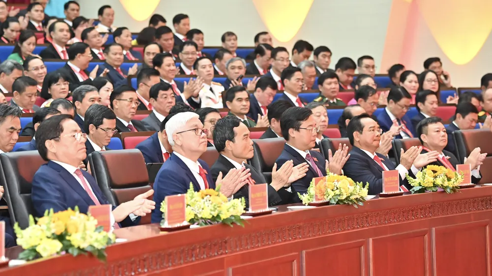 Các đại biểu dự phiên bế mạc Đại hội đại biểu Đảng bộ TPHCM lần thứ I, nhiệm kỳ 2025-2030. Ảnh: VIỆT DŨNG