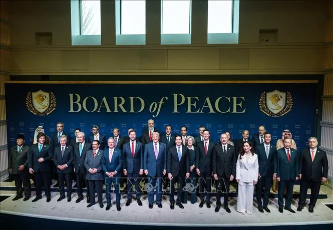 Tổng Bí thư Tô Lâm và các trưởng đoàn dự phiên khai mạc Hội đồng Hoà bình về Gaza. Ảnh: TTXVN