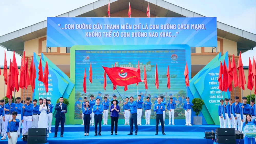 Phó Thủ tướng Phạm Thị Thanh Trà và Ban Bí thư Trung ương Đoàn thực hiện nghi thức khởi động Tháng Thanh niên 2026 và phát động Tết trồng cây Xuân Bính Ngọ