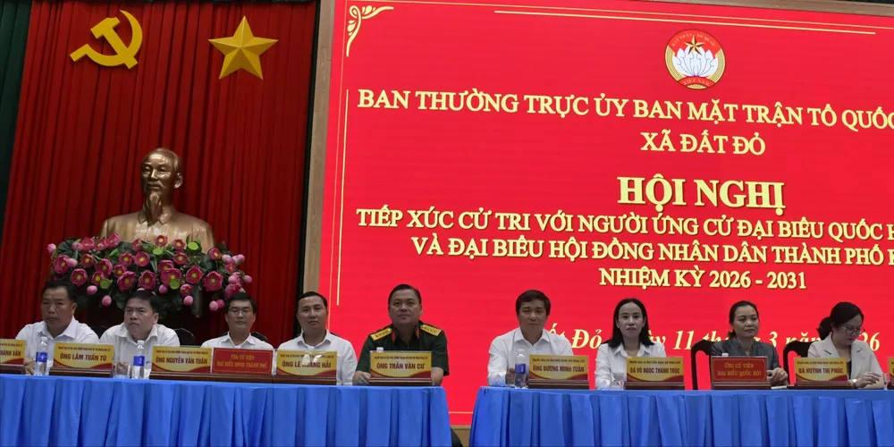 Đất Đỏ HDND 2.JPG