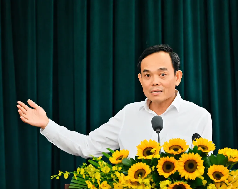 Ong Tran Luu Quang.jpg