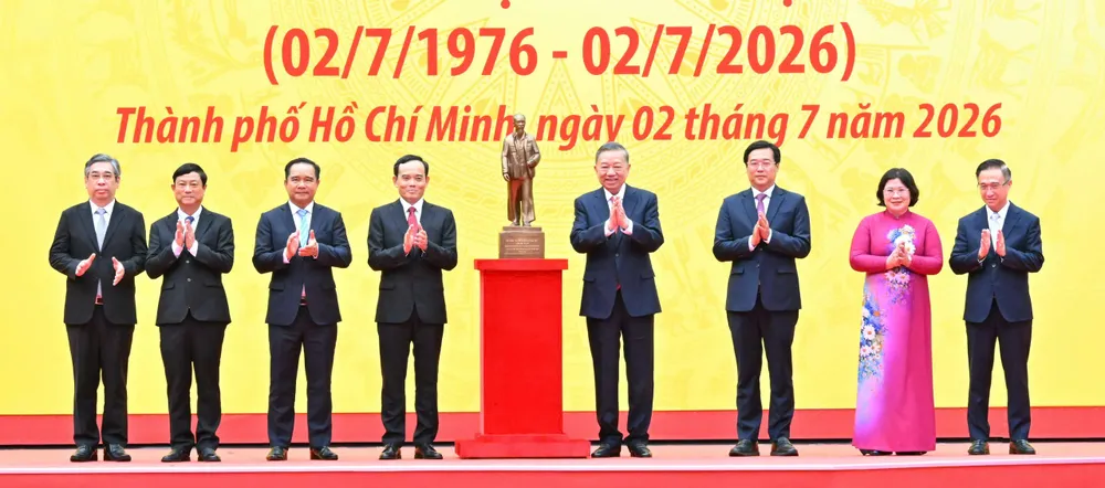 Tổng Bí thư, Chủ tịch nước Tô Lâm và Thường trực Thành ủy TPHCM.jpg