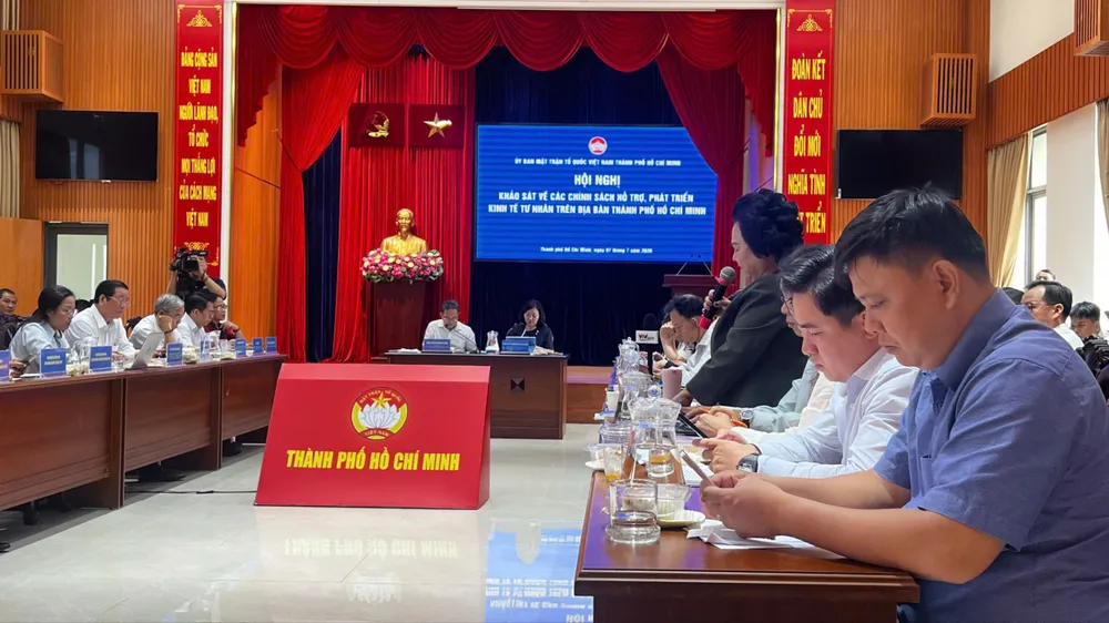 hội nghị khảo sát.jpg