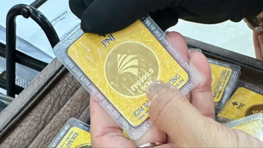 PNJ áp dụng chính sách trả tiền trong vòng 120 ngày khi thu mua vàng và kim cương 