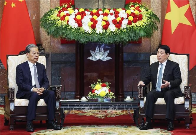 vna_potal_chu_tich_nuoc_luong_cuong_tiep_uy_vien_truong_nhan_dai_toan_quoc_trung_quoc_trieu_lac_te_stand (1).jpg