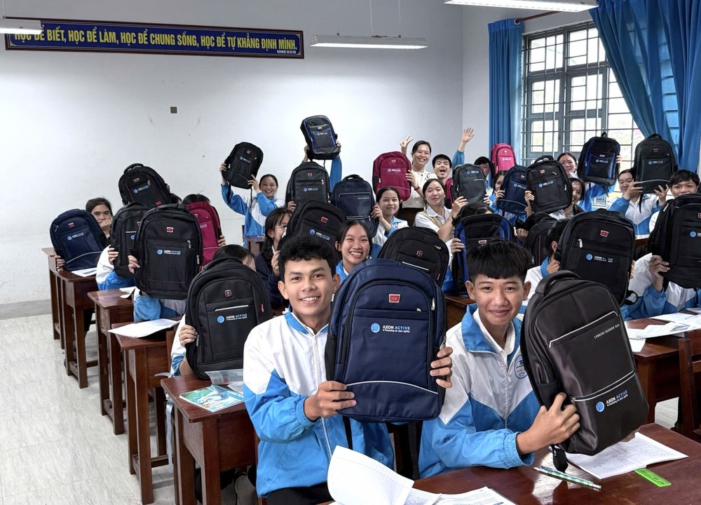 3  donghanhcunghocsinh (4).jpg