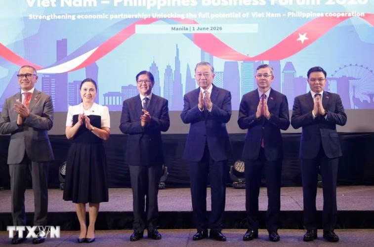gen-n-z7889516331738_597ef6cbeb3182f2ab950e832255e3d9.jpg