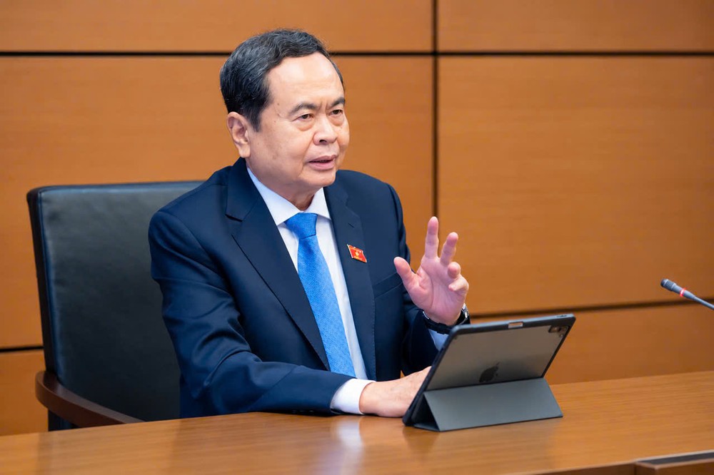 国会主席陈青敏会上致辞一。 图：曰忠