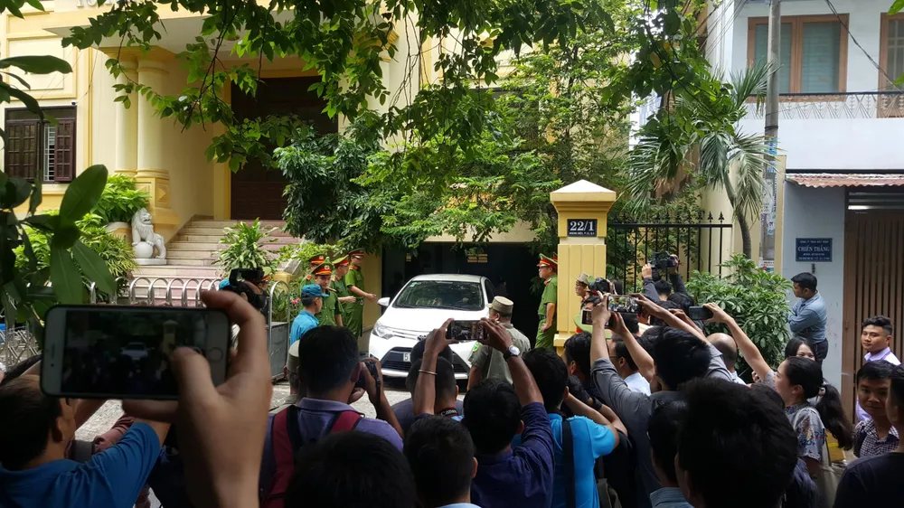 Tòa tuyên ông Nguyễn Hữu Linh 1 năm 6 tháng tù ảnh 2