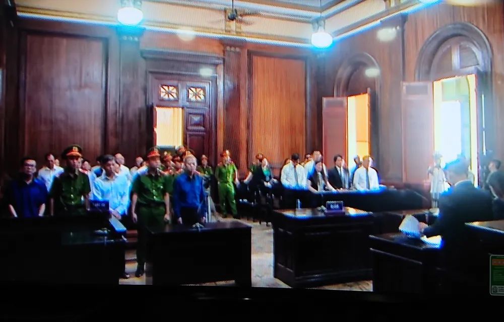 Bị cáo Nguyễn Hữu Tín giao “đất vàng” cho Vũ “nhôm”: Tôi đã sai rồi! ảnh 1