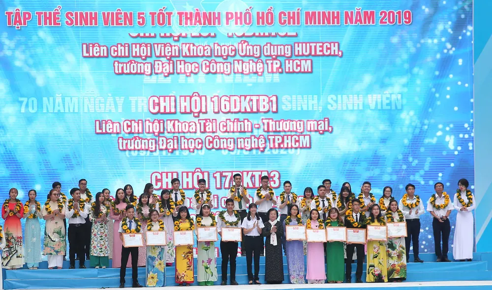 Học sinh, sinh viên TPHCM luôn nuôi dưỡng đam mê, khát vọng ảnh 11
