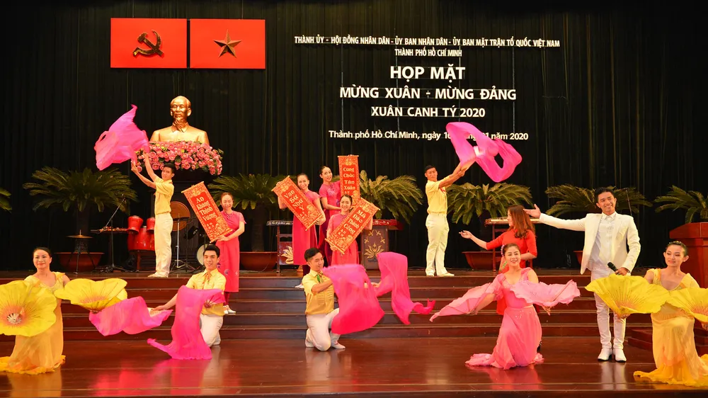 ​TPHCM tổ chức họp mặt mừng Xuân, mừng Đảng ảnh 1