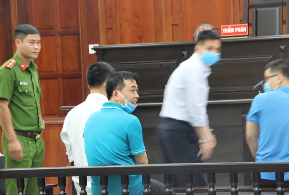 Xuất hiện tình tiết mới, phiên tòa phúc thẩm VN Pharma lại hoãn ảnh 1