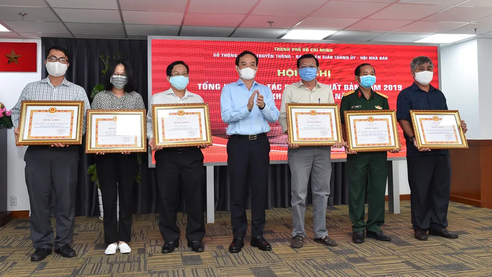 Phó Bí thư Thường trực Thành ủy TPHCM Trần Lưu Quang: Sẽ quan tâm, hỗ trợ các cơ quan báo chí  ảnh 3